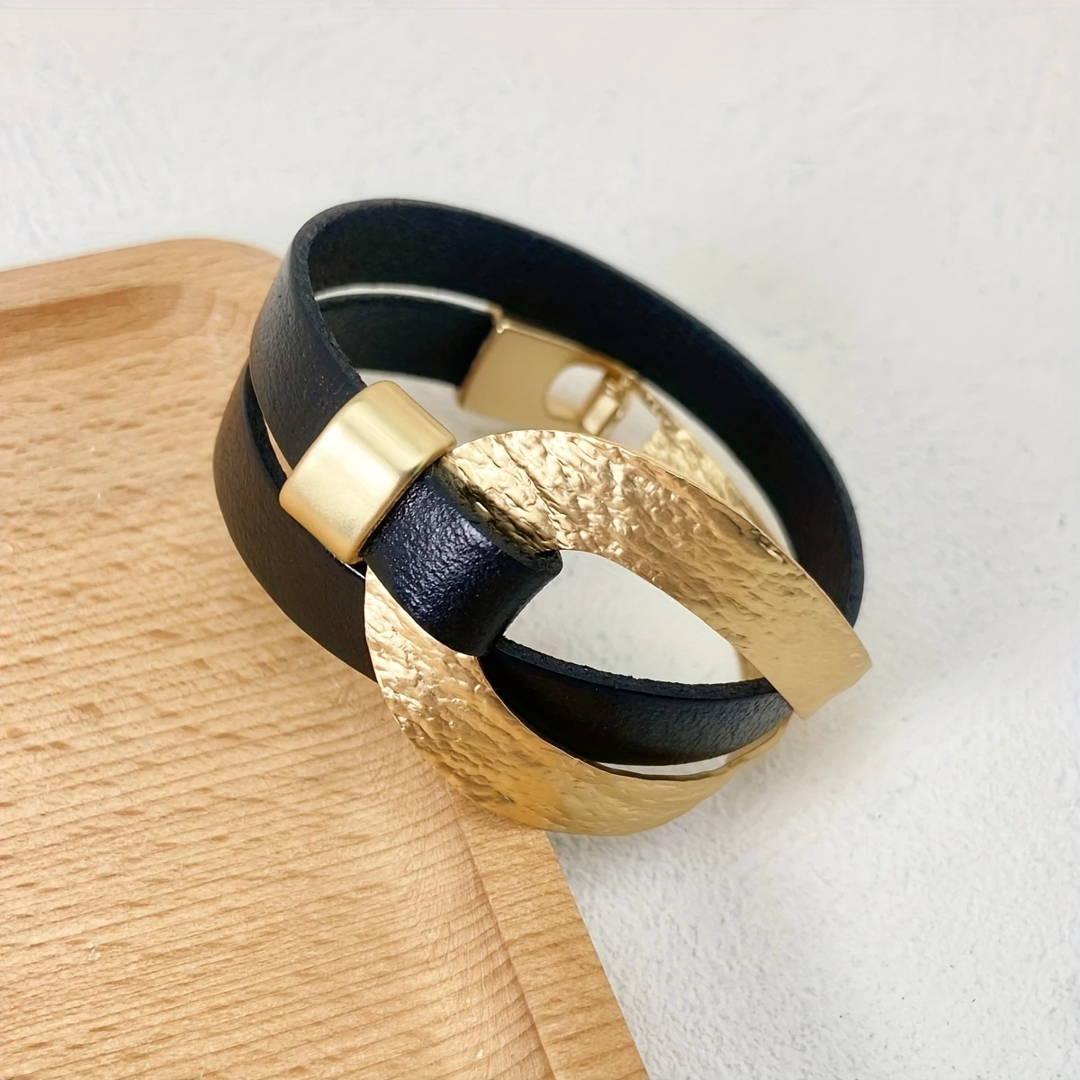 Delicaat ambachtelijke Gouden Armband