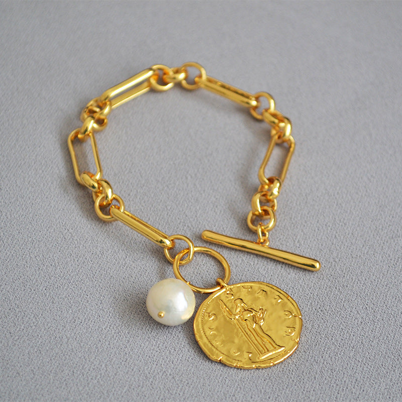 Prachtige Gouden Armband met unieke stijl