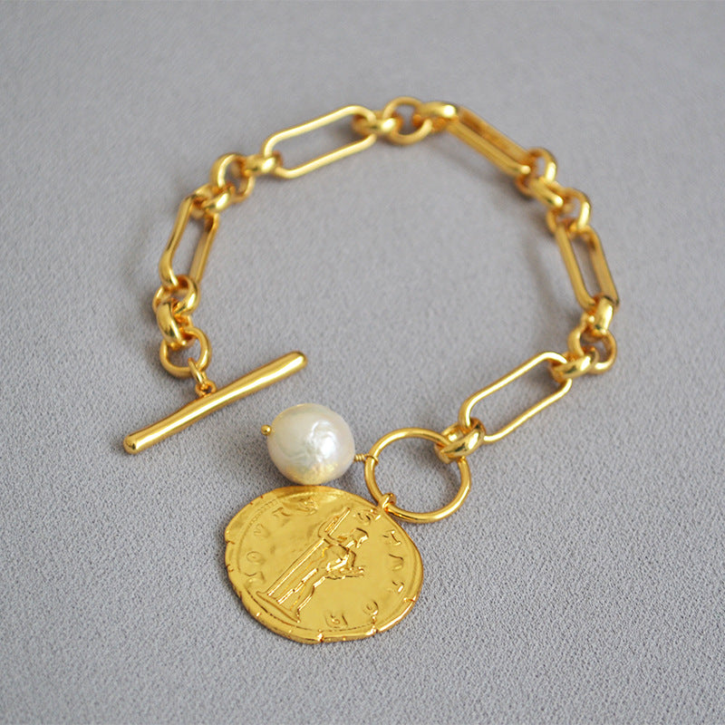 Prachtige Gouden Armband met unieke stijl