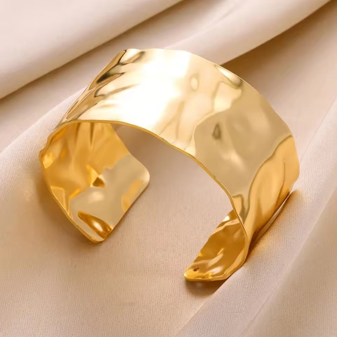 Klassieke Gouden Armband met tijdloze uitstraling