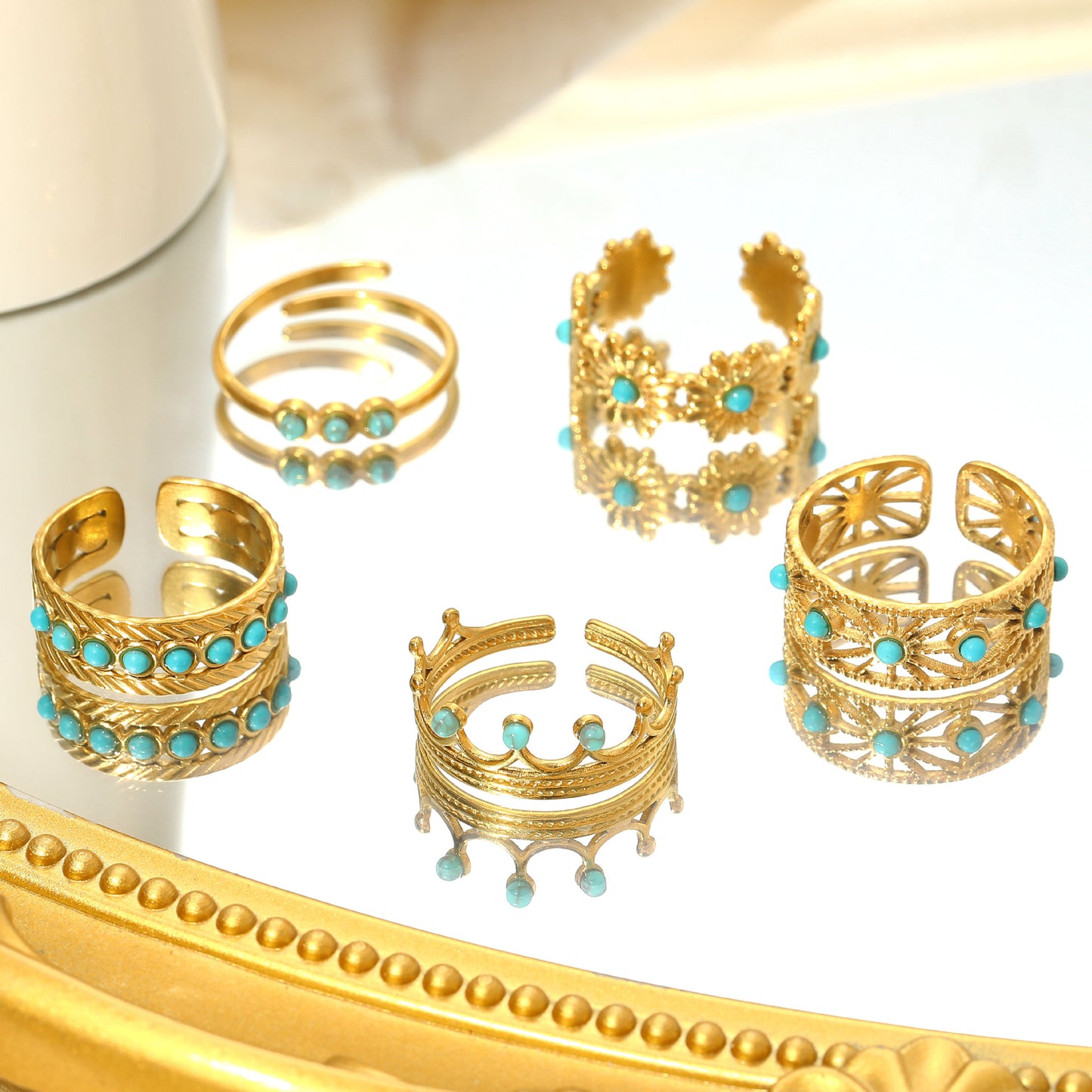 Delicaat ambachtelijke Gouden Armband