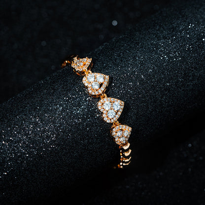 Klassieke Gouden Armband met tijdloze uitstraling