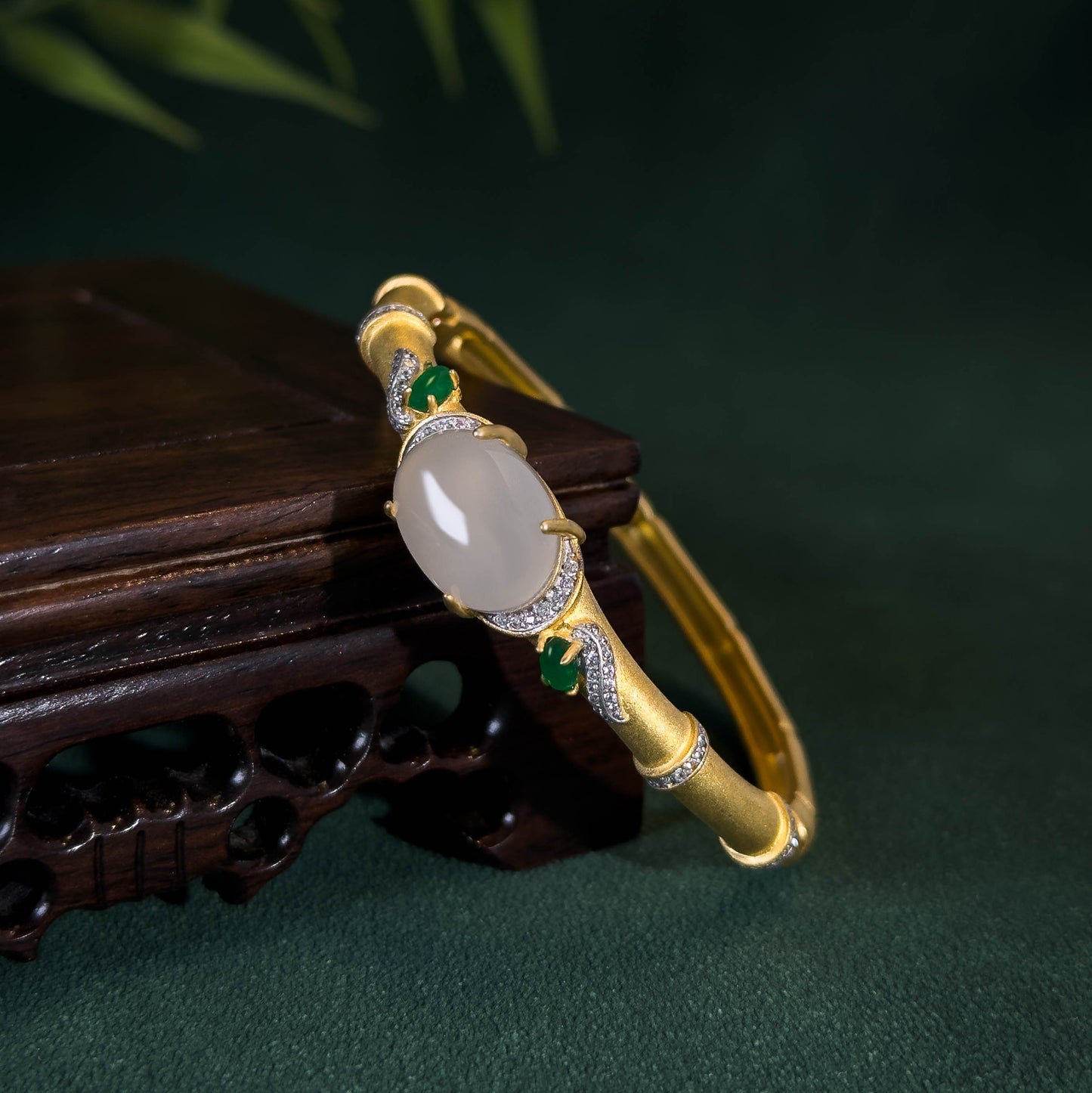 Delicaat ambachtelijke Gouden Armband