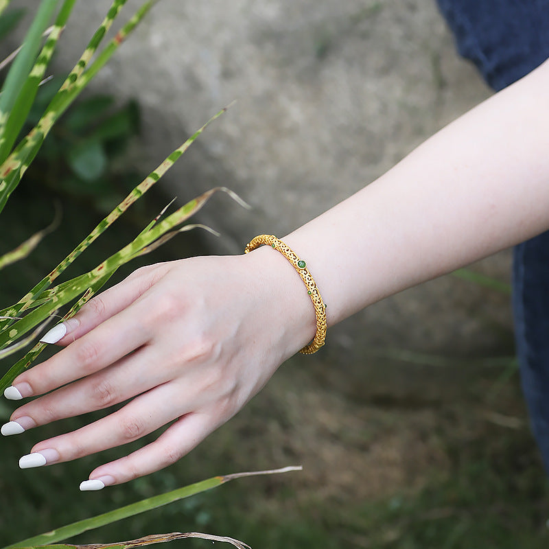 Delicaat ambachtelijke Gouden Armband