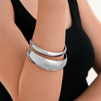 Delicaat ambachtelijke Gouden Armband