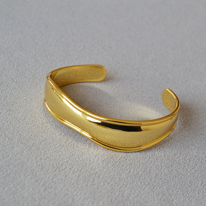 Handgemaakte vintage Gouden Armband
