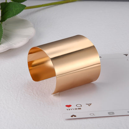 Prachtige Gouden Armband met unieke stijl