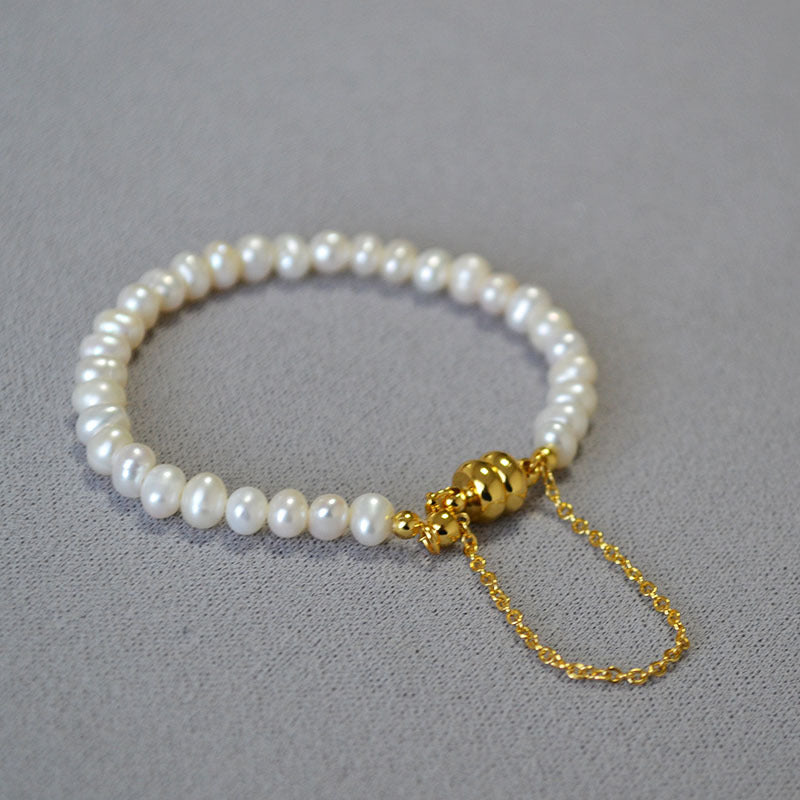 Prachtige Parel Armband met unieke stijl