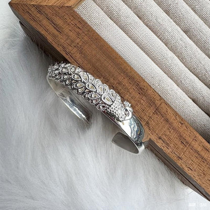 Prachtige Zilveren Armband met unieke stijl