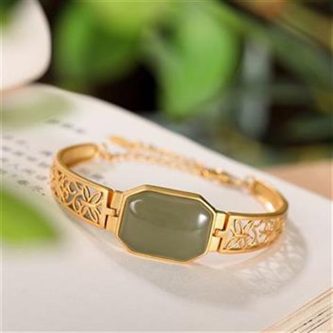 Klassieke Gouden Armband met tijdloze uitstraling