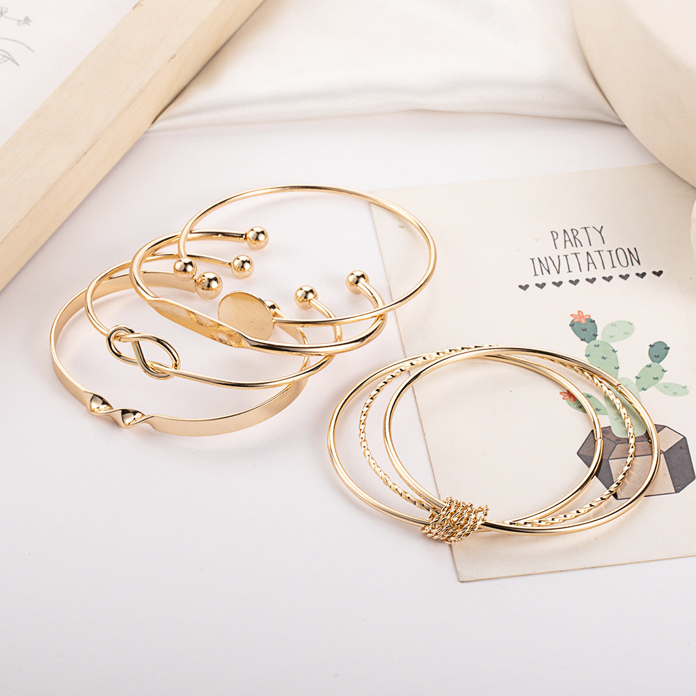 Prachtige Gouden Armband met unieke stijl