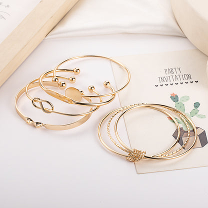 Prachtige Gouden Armband met unieke stijl