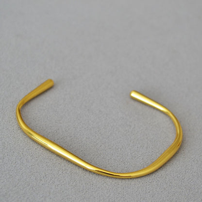 Prachtige Gouden Armband met unieke stijl