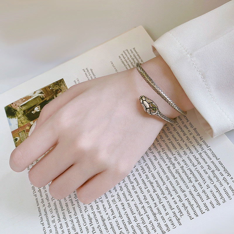 Elegante Zilveren Armband voor elke gelegenheid