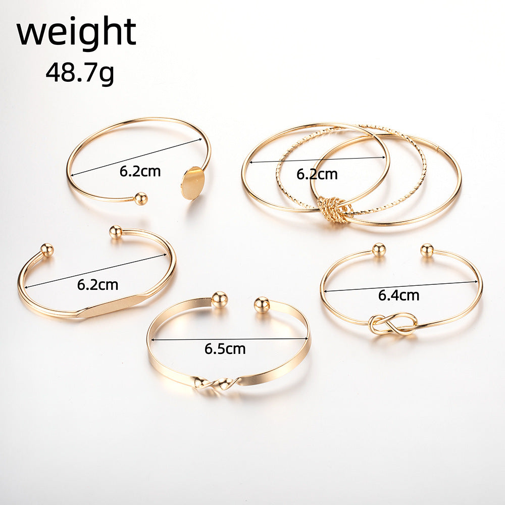 Prachtige Gouden Armband met unieke stijl