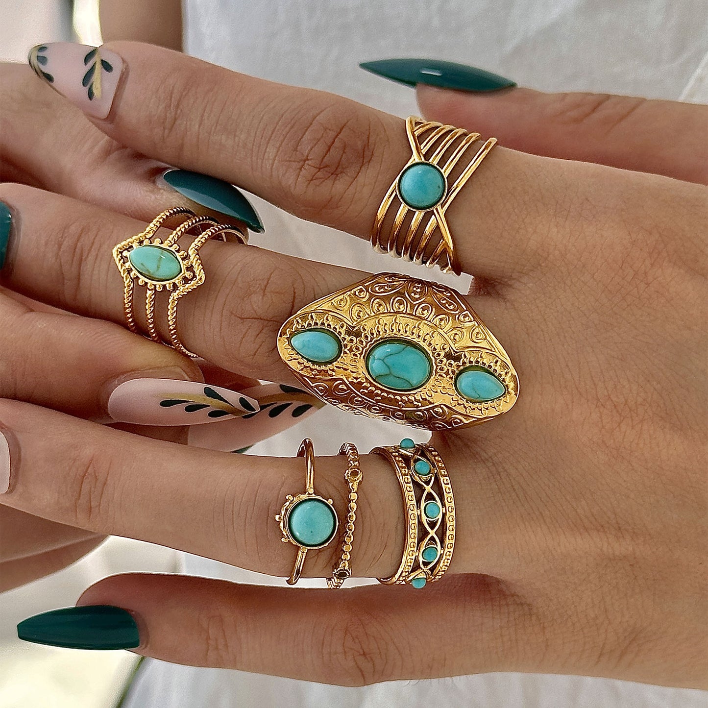 Delicaat ambachtelijke Gouden Armband