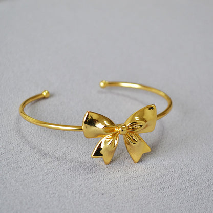 Prachtige Gouden Armband met unieke stijl