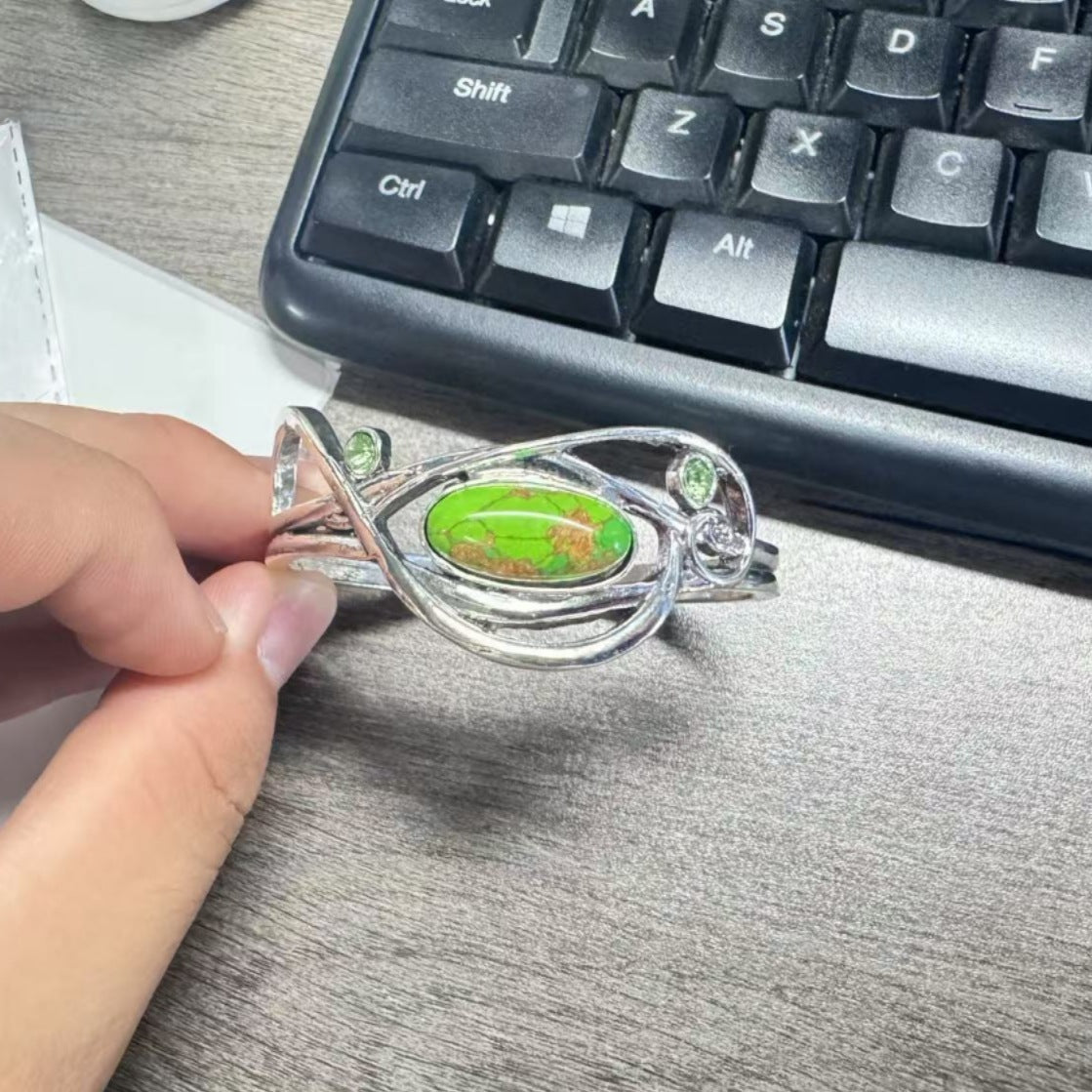 A Must-Have - Delicaat ambachtelijke Oorbel