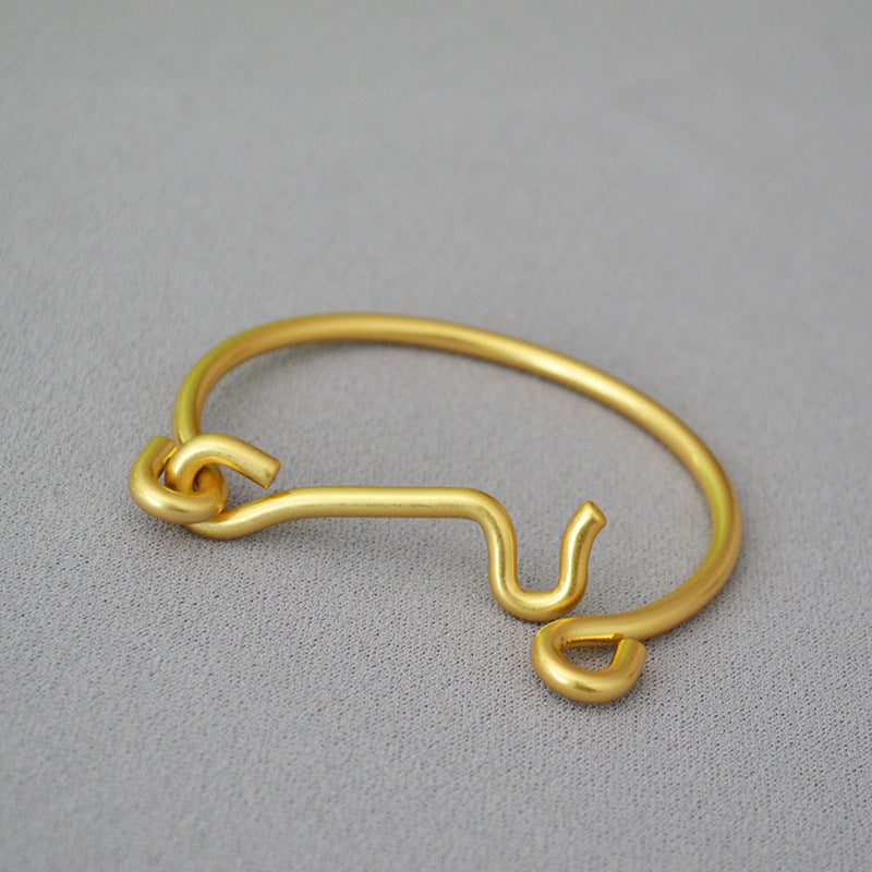 Delicaat ambachtelijke Gouden Armband