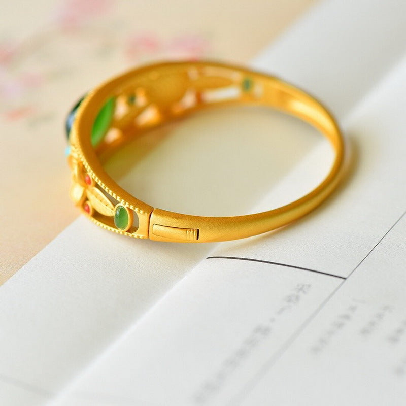 Prachtige Gouden Armband met unieke stijl