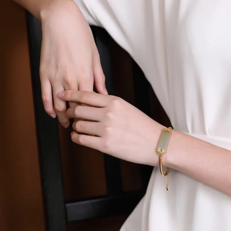 Delicaat ambachtelijke Gouden Armband