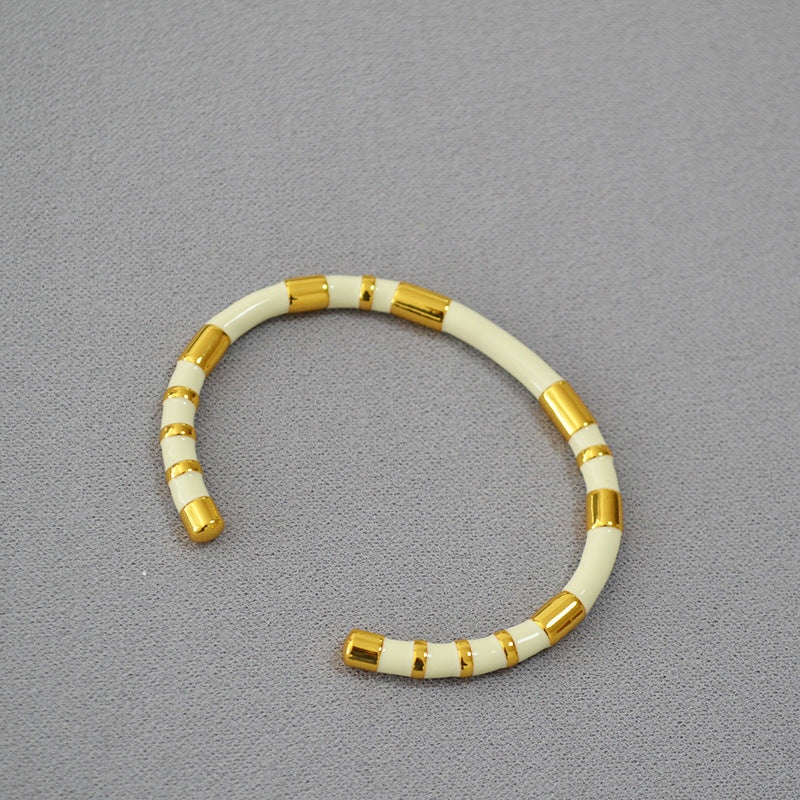 Prachtige Gouden Armband met unieke stijl