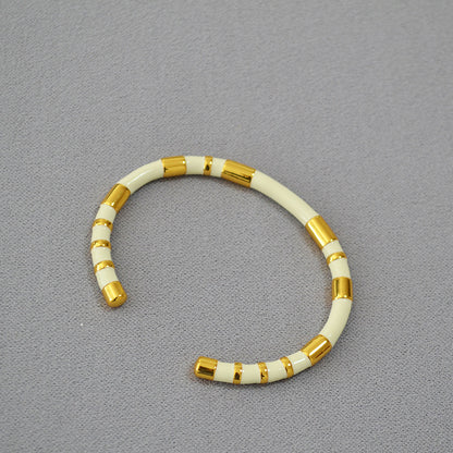 Prachtige Gouden Armband met unieke stijl