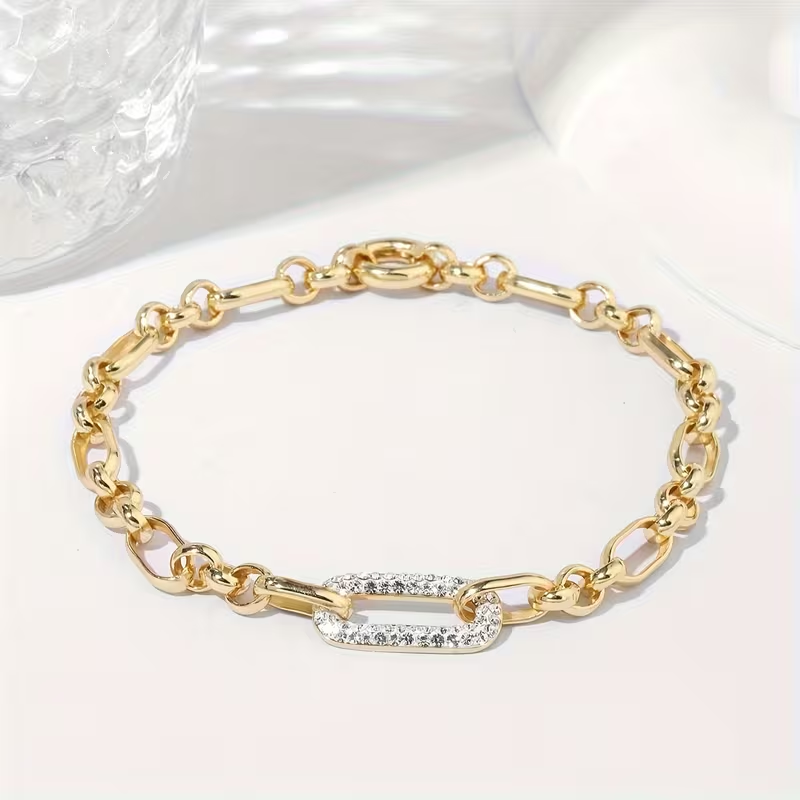 Delicaat ambachtelijke Gouden Armband